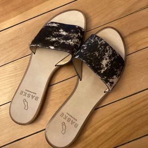 BASKE CALIFORNIA Sage Slide Sandal Cow Print Calf Hair Size 8.5 EU 39